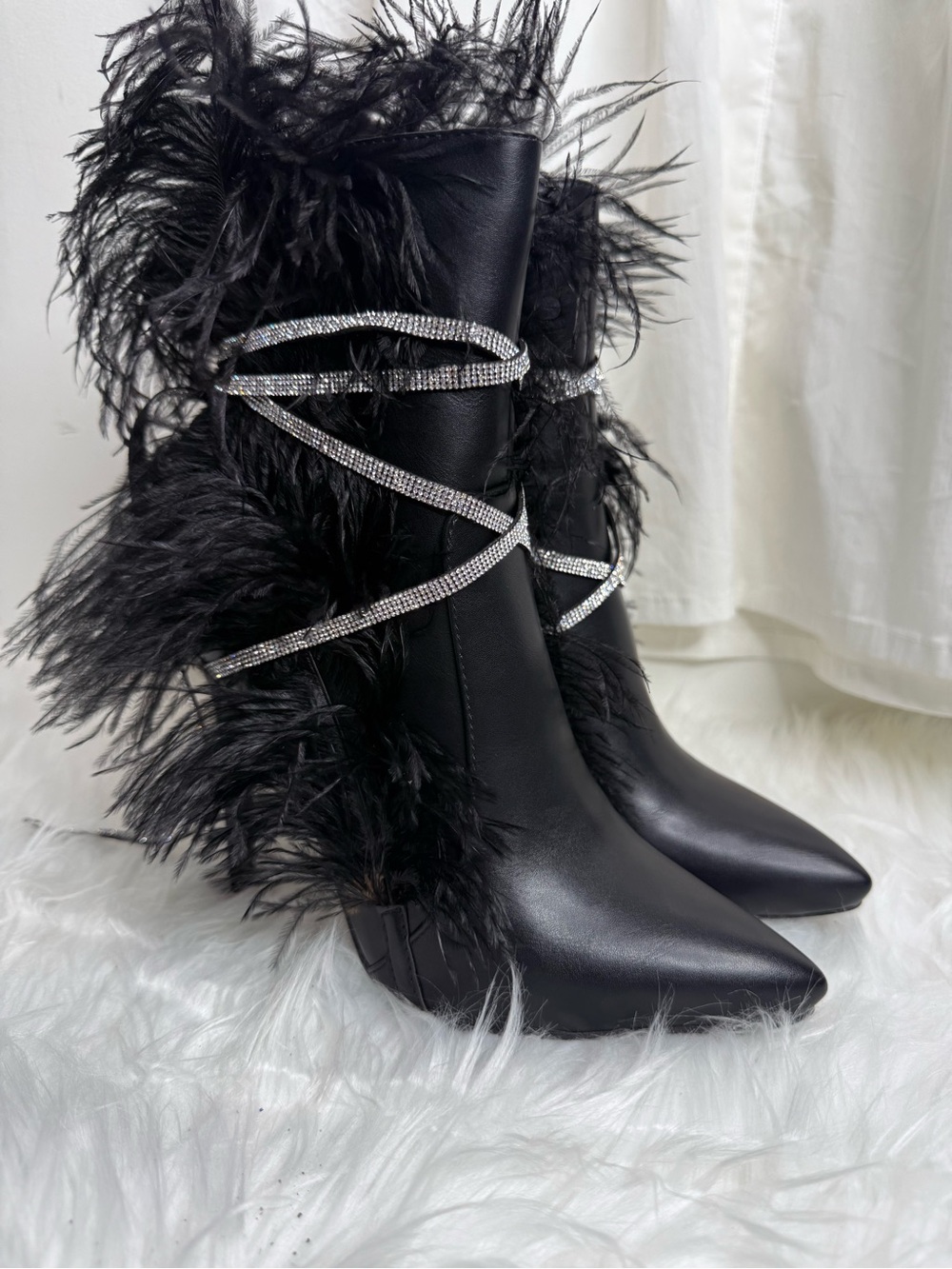 NEW AZALEA WANG Feather-Trim Rhinestone Wrap Black Women's Boots